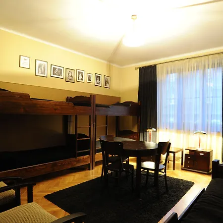 Hostel Deco-3